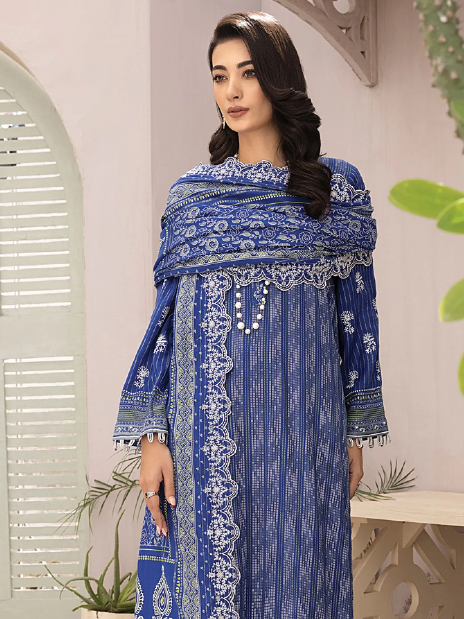 Blue Lakhany Unstitched Pashmina Suit with Embroidery (LG-ZH-0101)